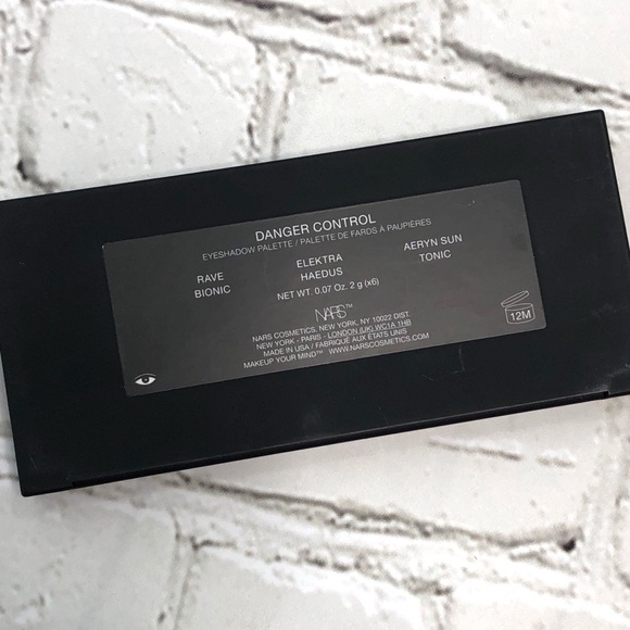 ✨HOST PICK!✨[nars] danger control eyeshadow palette - Picture 3 of 4